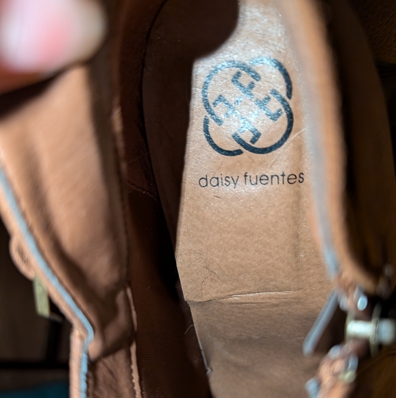 Daisy Fuentes Capri Ankle Boots Brown Women's Size 11W - Picture 5 of 7